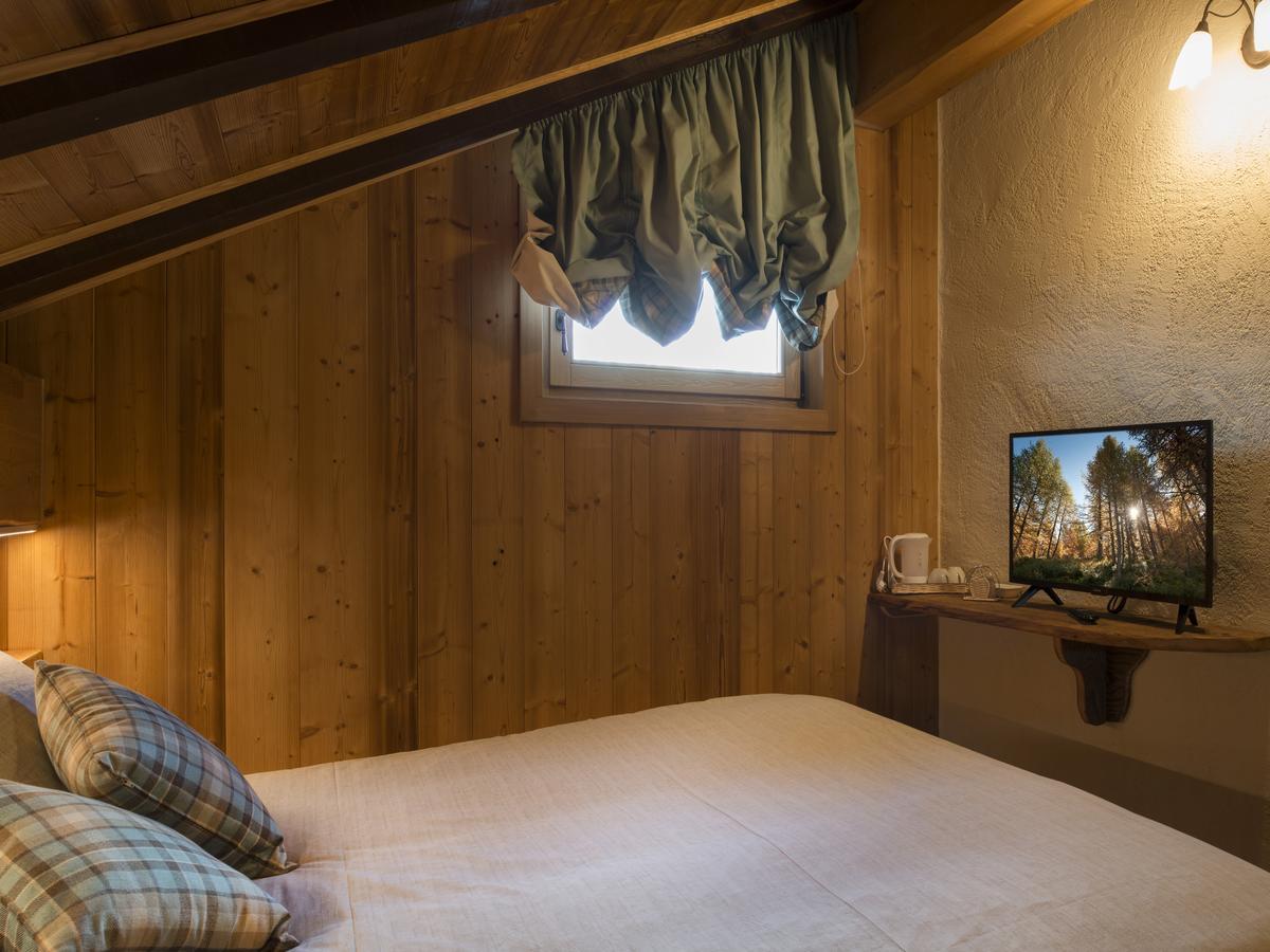Chambres D'Hotes La Moraine Enchantee Gressan Buitenkant foto
