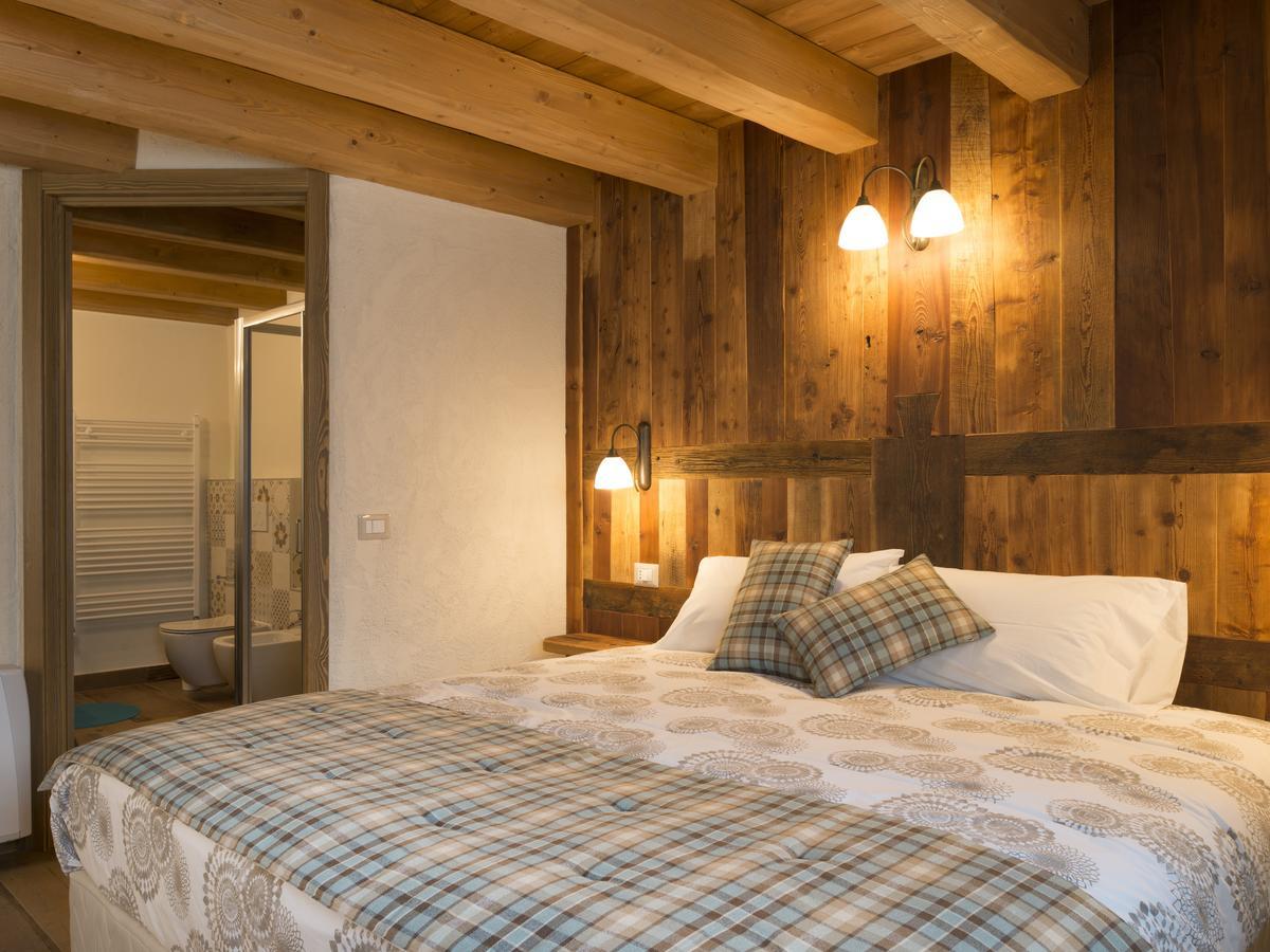 Chambres D'Hotes La Moraine Enchantee Gressan Buitenkant foto
